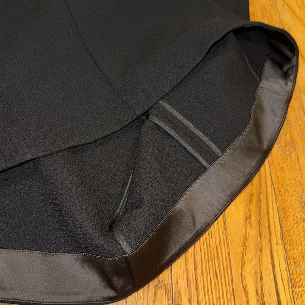 NWT Lafayette 148 crepe bateau neck shift dress 100% wool black size 8 office - Picture 7 of 9